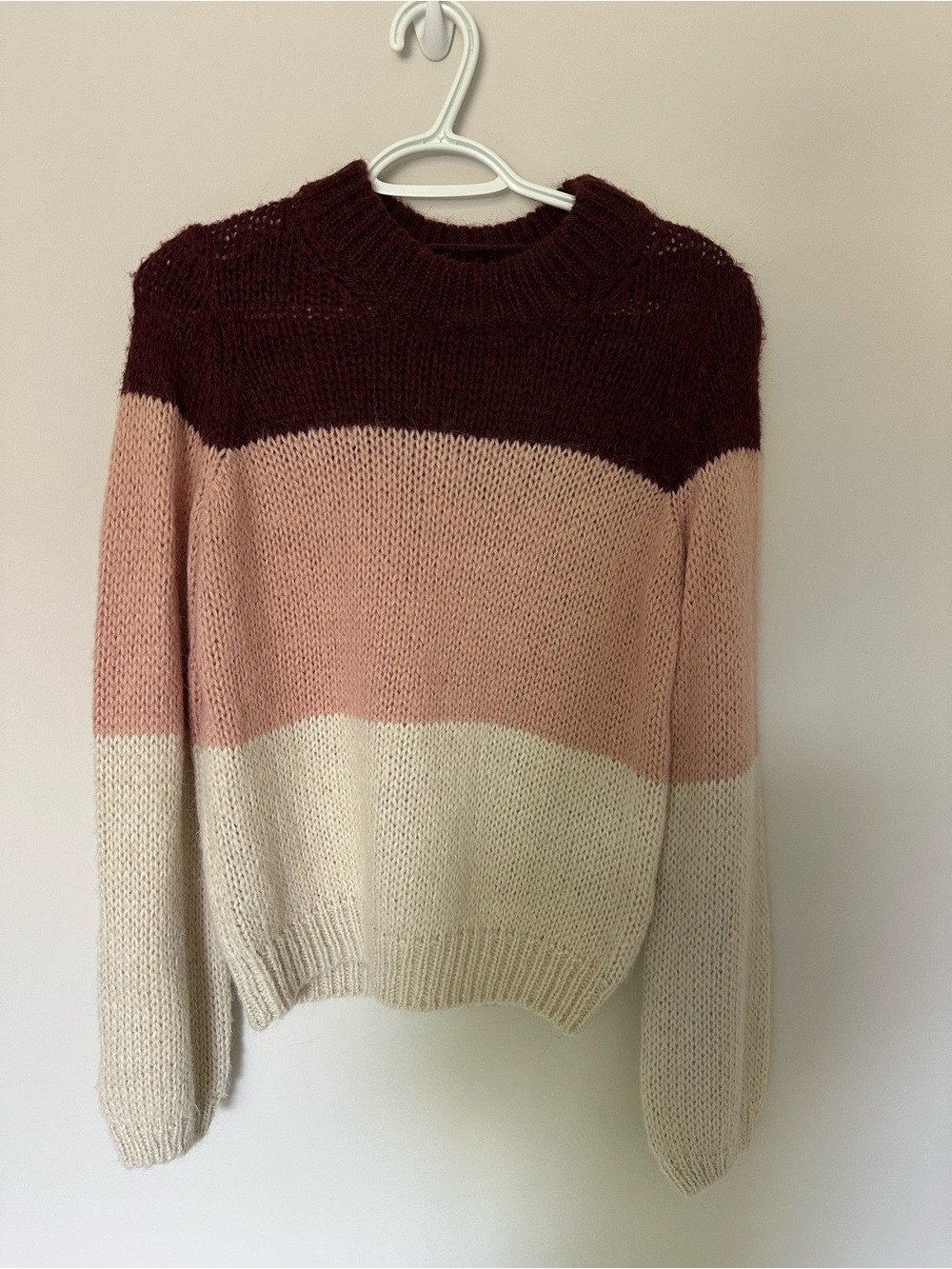 Vero Moda Burgundy, Pink and Cream Colorblock Crew Sweater